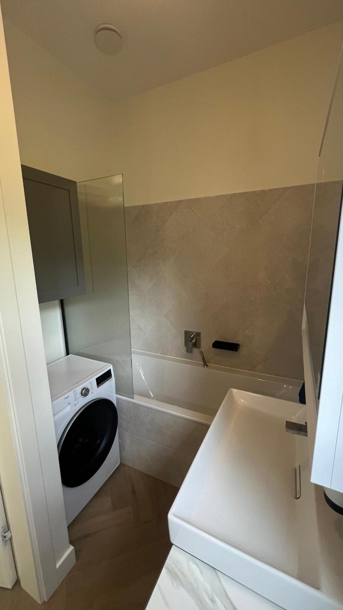 Daina Apartments Self Check-In Вильнюс Экстерьер фото